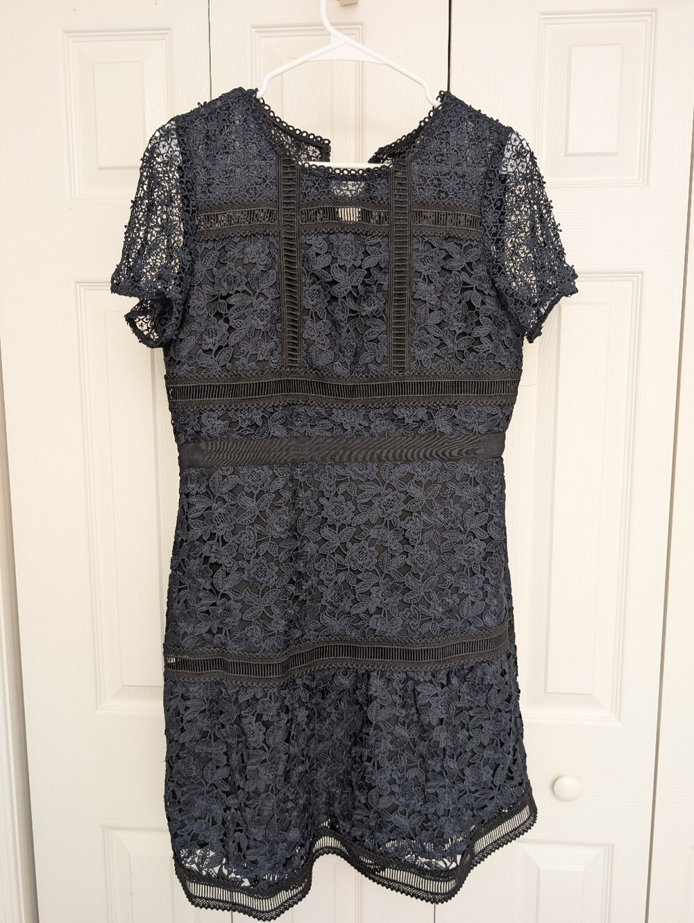 Ann Taylor Navy Blue & Black Lace Overlay Shift Dress 6P